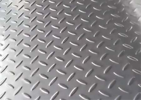placa de aluminio antideslizante con formal de lenteja